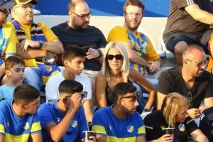 (ΦΩΤΟΣ) Οι Ανορθωσιάτες και οι ΑΠΟΕΛίστες στο "ΠΑΠ"