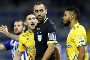 Το ΑΠΟΕΛ προηγήθηκε, η Ανόρθωση το γύρισε με Αρτυματά (φώτος)