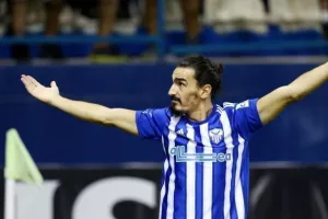 Το ΑΠΟΕΛ προηγήθηκε, η Ανόρθωση το γύρισε με Αρτυματά (φώτος)