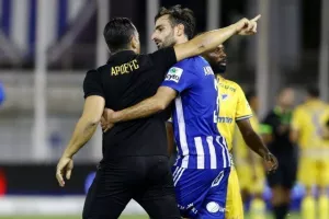 Το ΑΠΟΕΛ προηγήθηκε, η Ανόρθωση το γύρισε με Αρτυματά (φώτος)