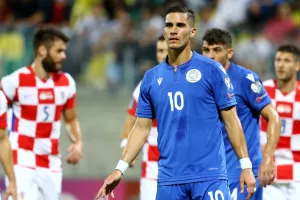 Βαριά ήττα για την Εθνική μας στην "Αρένα" (φώτος)