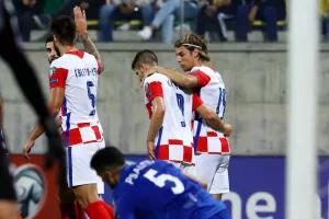 Βαριά ήττα για την Εθνική μας στην "Αρένα" (φώτος)