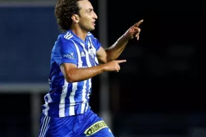 Με "κομπίνα" και Έουλερ πήρε το ντέρμπι! (φώτος)