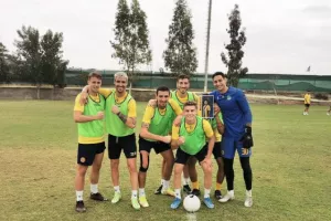 ΑΕΛ/Winning Team!