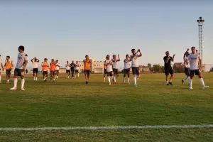 ΔΙΠΛΟ στα Πολεμίδια με σούπερ Ηλία και… πρωτιά (φώτος)