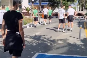 Βόλτα... οι Εσθονοί (Φώτος)