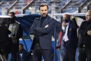 Μάντζιος: "Κανείς δεν είναι πάνω από την ομάδα"