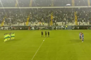 Θριαμβεύτρια με "Τρίσκο" - Ματ και… κορυφή! (Φώτος)