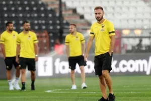 Ετοιμάζεται για βασικός ο Τάνκοβιτς