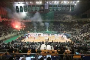 Πρόστιμο 5.000 στον Παναθηναϊκό για πυρσό