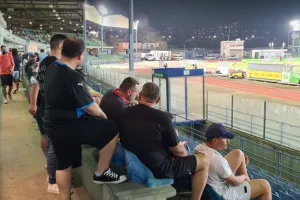 ΦΩΤΟΣ από τον κόσμο στο Τσίρειο 