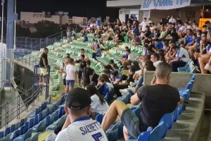 ΦΩΤΟΣ από τον κόσμο στο Τσίρειο 