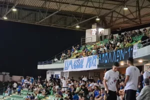 ΦΩΤΟΣ από τον κόσμο στο Τσίρειο 