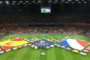 Πρωταθλήτρια με ανατροπή και Εμπαπέ! (στιγμιότυπα)