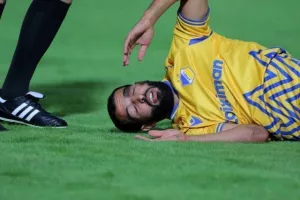 "Ήρωας" ξανά ο Σόουζα, άλμα το ΑΠΟΕΛ! (φώτος)