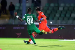 Deal με την Rinat ο Σκουφέτ (φώτο)