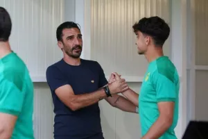 Ο Ρομό "καθάρισε", το... τρένο της ΑΕΚ συνέχισε