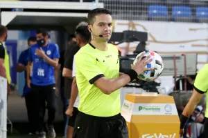 Έρχεται Λεμεσό από Φραγκφούρτη/ΑΥΤΟΣ είναι ο VARίστας
