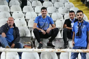 ΦΩΤΟΡΕΠΟΡΤΑΖ από τoν κόσμο στο ΓΣΠ...