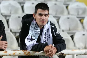 ΦΩΤΟΡΕΠΟΡΤΑΖ από τoν κόσμο στο ΓΣΠ...