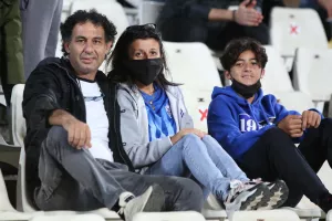 ΦΩΤΟΡΕΠΟΡΤΑΖ από τoν κόσμο στο ΓΣΠ...