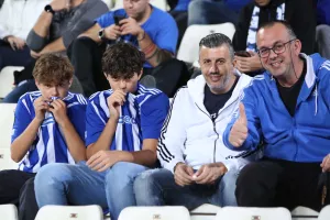 ΦΩΤΟΡΕΠΟΡΤΑΖ από τoν κόσμο στο ΓΣΠ...