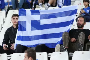 ΦΩΤΟΡΕΠΟΡΤΑΖ από τoν κόσμο στο ΓΣΠ...