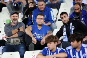 ΦΩΤΟΡΕΠΟΡΤΑΖ από τoν κόσμο στο ΓΣΠ...