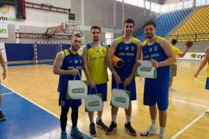 Ο ΑΠΟΕΛ παίζει …GUM!! Sunstar GUM Cyprus