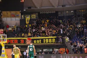 Παρέα αγόρασε 40 διαρκείας που θα μοιραστούν δωρεάν!