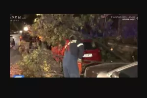 Σαρώνει η κακοκαιρία στην Ελλάδα