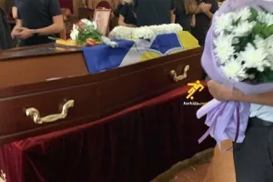 Με τη σημαία του ΑΠΟΕΛ το φέρετρο του Γιαννάκη Τσαγγαρίδη