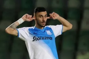 "Εκλεισε" τα... αυτιά ο Πίττας! (φώτος)