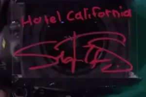 Τσιτσιπάς: Έγραψε "Hotel California" στην κάμερα μετά την νίκη του