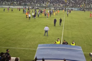 Τελικό σφύριγμα και ένταση στο "Παπαδόπουλος" (Φώτος)