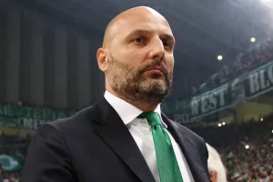 Χλιαρές αποδοκιμασίες για τον Σάσα Τζόρτζεβιτς στο ΟΑΚΑ