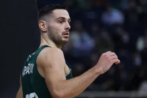 Εξαιρετικά αμφίβολος ο Παπαπέτρου με την Εφές