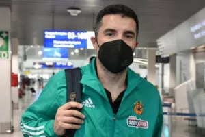 «Παίζει στα όρια του φάουλ η Μπασκόνια»
