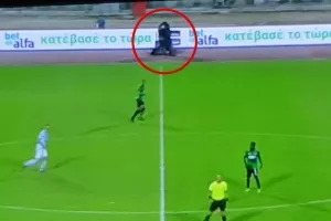 Η... έξτρα κάμερα αντίθετης λήψης