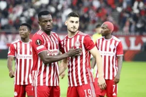 Σκάουτερ από την Ευρώπη για Μασούρα, Καμαρά και Μπα