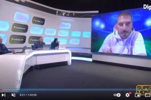 Βλέπει Απόλλωνα και ΑΕΚ