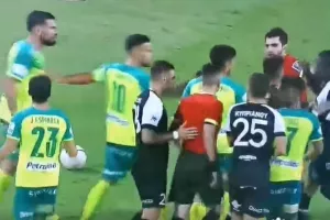 Τσίκινης για Τόμοβιτς-Ασούμπρε