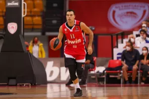 Ο λόγος που επέστρεψε ο Σλούκας