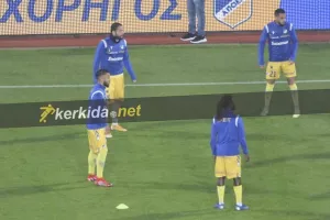 Στον πάγκο “Μπούμπα” και Ντανίλο