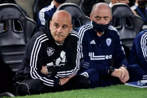 Μην ξαφνιαστείτε / Τιμούρ