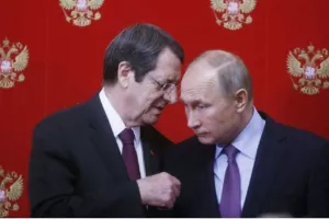 H/T-F/T (Νίκαρος σε Βλαντίμιρ Πούτιν)