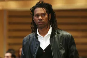 «Η ΑΕΚ διψάει περισσότερο για τη νίκη, θα έχει δύσκολο έργο ο Ολυμπιακός»