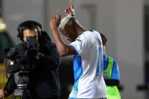 Και ξαφνικά... Νταμπό!