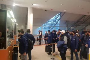 Ανόρθωση: Άφιξη στο "μουντό" Ταλίν με "χώμα που περπάτησα"