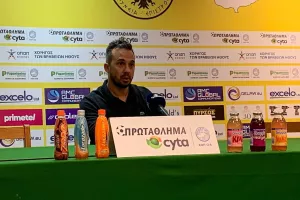 "Προγραμματισμός... για παραμονή"